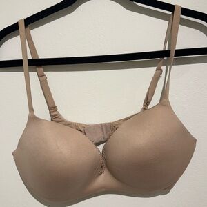 Victorias Secret Plunge Soutien-gorge Plongeant Bra 34D Nude Color
